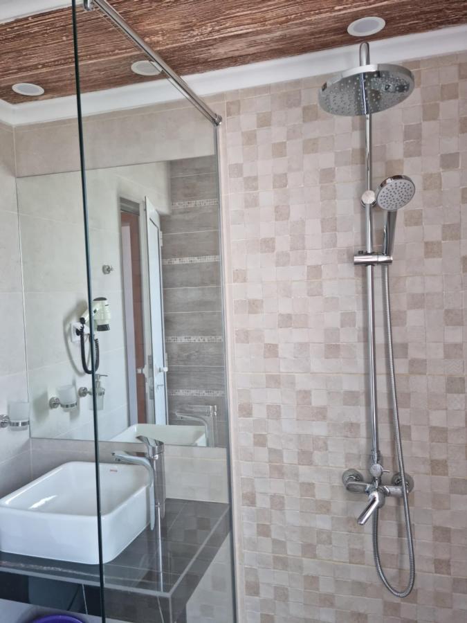Vromos Guest House Tsjernomorets Eksteriør bilde