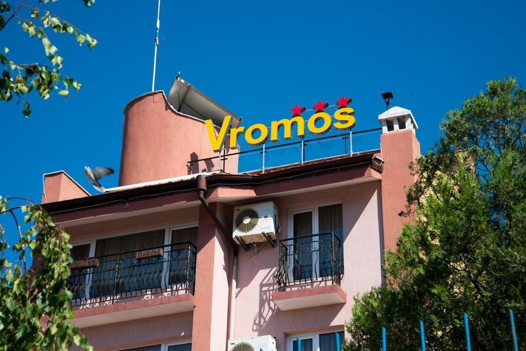 Vromos Guest House Tsjernomorets Eksteriør bilde