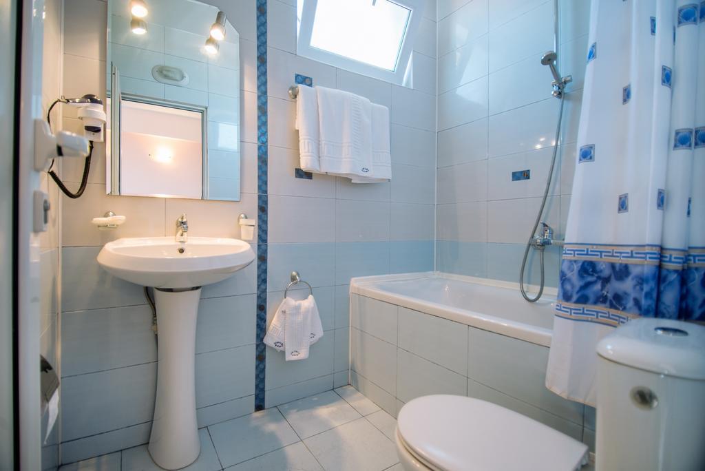 Vromos Guest House Tsjernomorets Eksteriør bilde